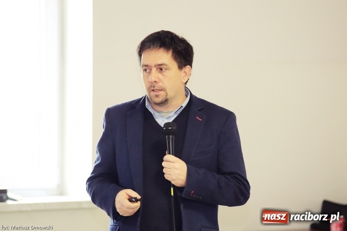 Zdjęcie w galerii na portalu naszraciborz.pl: Od rondla do muzeum, czyli pietrowickie spotkania z archeologią wiadomości z regionu