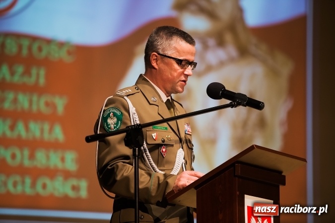 Zdjęcie w galerii na portalu naszraciborz.pl: Odznaczenia i wyróżnienia w Straży Granicznej wiadomości z regionu