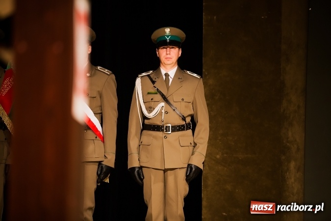 Zdjęcie w galerii na portalu naszraciborz.pl: Odznaczenia i wyróżnienia w Straży Granicznej wiadomości z regionu