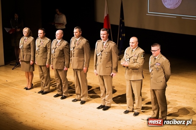 Zdjęcie w galerii na portalu naszraciborz.pl: Odznaczenia i wyróżnienia w Straży Granicznej wiadomości z regionu