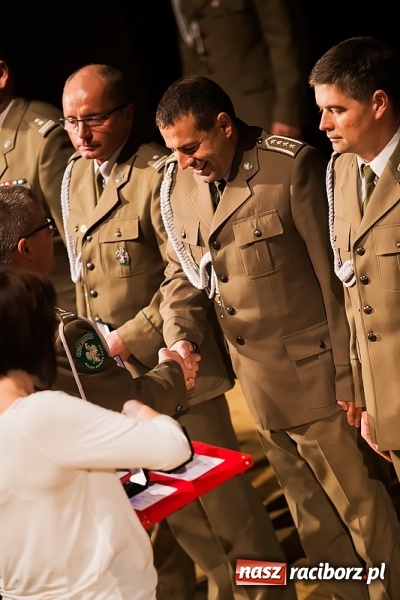 Zdjęcie w galerii na portalu naszraciborz.pl: Odznaczenia i wyróżnienia w Straży Granicznej wiadomości z regionu