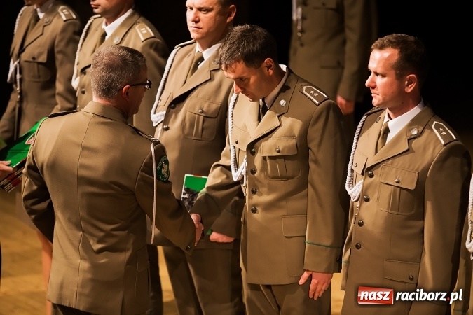 Zdjęcie w galerii na portalu naszraciborz.pl: Odznaczenia i wyróżnienia w Straży Granicznej wiadomości z regionu