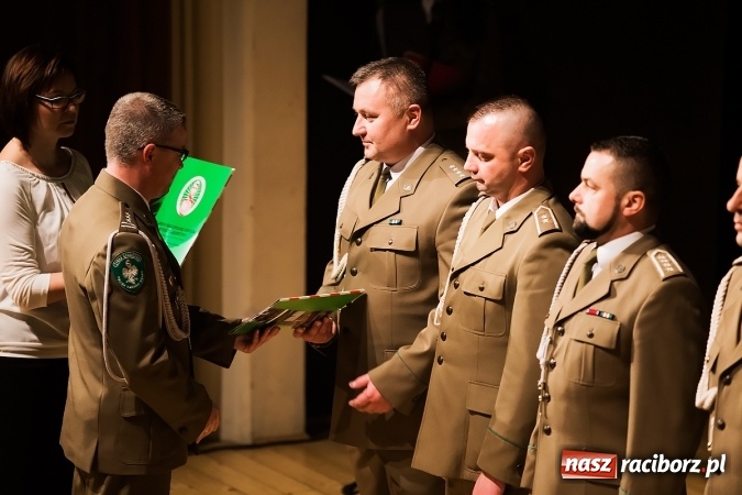 Zdjęcie w galerii na portalu naszraciborz.pl: Odznaczenia i wyróżnienia w Straży Granicznej wiadomości z regionu
