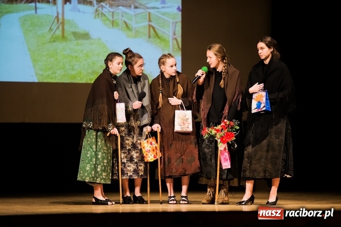 Zdjęcie w galerii na portalu naszraciborz.pl: Odznaczenia i wyróżnienia w Straży Granicznej wiadomości z regionu