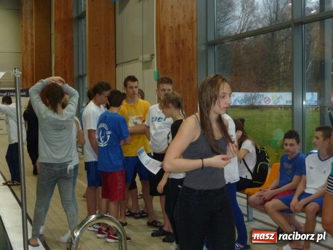 Zdjęcie w galerii na portalu naszraciborz.pl: Pływanie. 13-latkowie na prowadzeniu  wiadomości z regionu