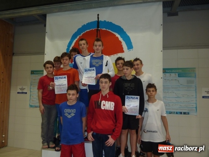 Zdjęcie w galerii na portalu naszraciborz.pl: Pływanie. 13-latkowie na prowadzeniu  wiadomości z regionu