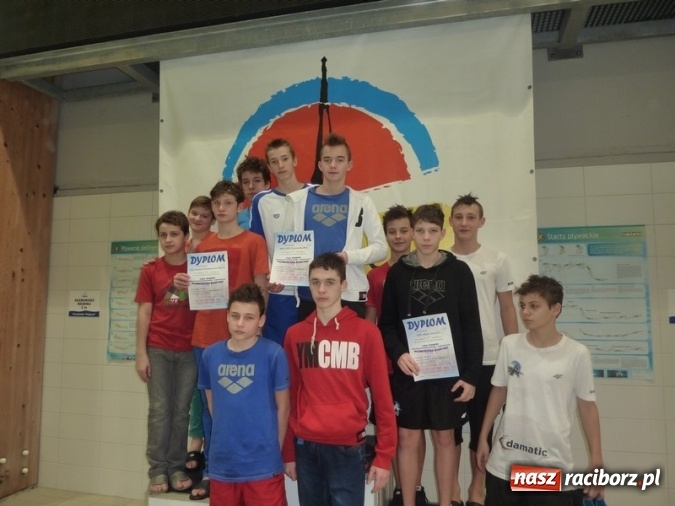 Zdjęcie w galerii na portalu naszraciborz.pl: Pływanie. 13-latkowie na prowadzeniu  wiadomości z regionu