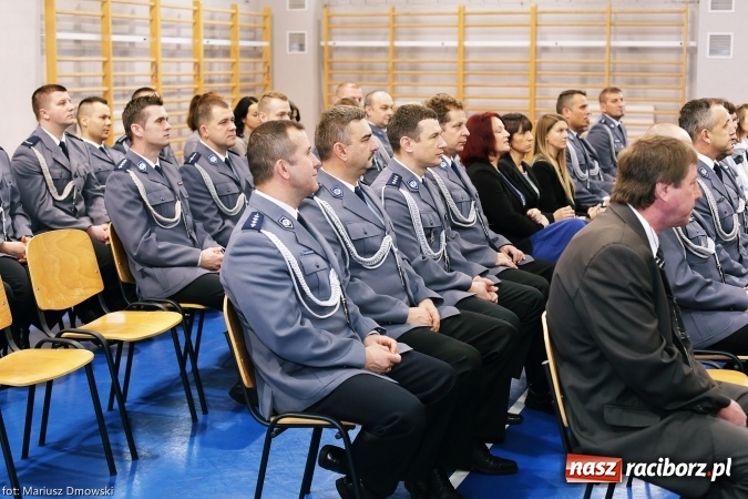 Zdjęcie w galerii na portalu naszraciborz.pl: Intronizacja w raciborskim garnizonie. Nowy komendant już na posterunku wiadomości z regionu
