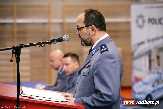 Zdjęcie w galerii na portalu naszraciborz.pl: Intronizacja w raciborskim garnizonie. Nowy komendant już na posterunku wiadomości z regionu