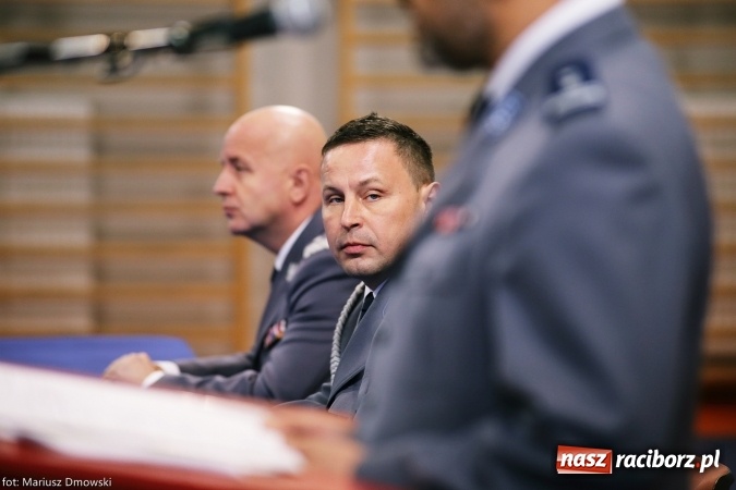Zdjęcie w galerii na portalu naszraciborz.pl: Intronizacja w raciborskim garnizonie. Nowy komendant już na posterunku wiadomości z regionu