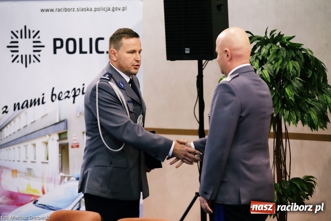 Zdjęcie w galerii na portalu naszraciborz.pl: Intronizacja w raciborskim garnizonie. Nowy komendant już na posterunku wiadomości z regionu