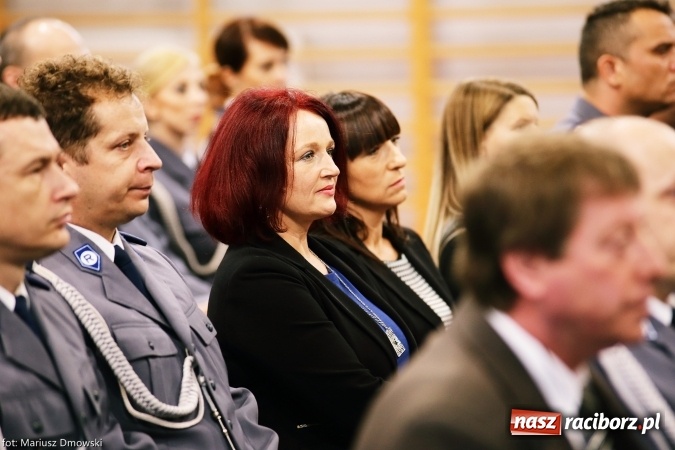 Zdjęcie w galerii na portalu naszraciborz.pl: Intronizacja w raciborskim garnizonie. Nowy komendant już na posterunku wiadomości z regionu