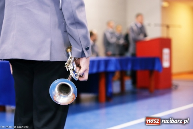 Zdjęcie w galerii na portalu naszraciborz.pl: Intronizacja w raciborskim garnizonie. Nowy komendant już na posterunku wiadomości z regionu