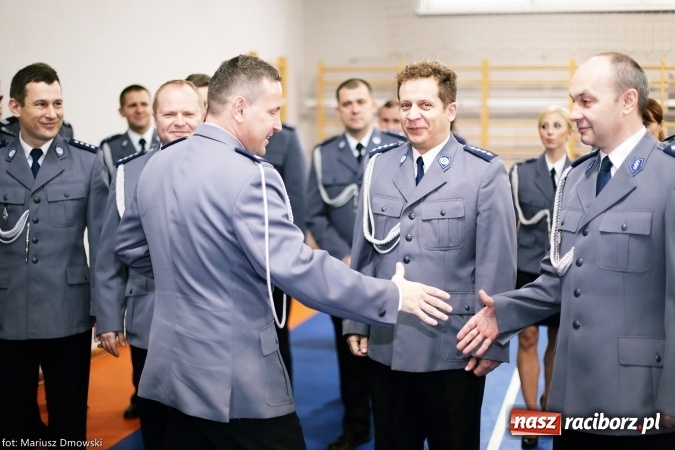 Zdjęcie w galerii na portalu naszraciborz.pl: Intronizacja w raciborskim garnizonie. Nowy komendant już na posterunku wiadomości z regionu