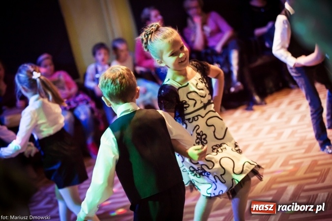 Zdjęcie w galerii na portalu naszraciborz.pl: Jesienne Tańczenie na Rozkręcenie wiadomości z regionu