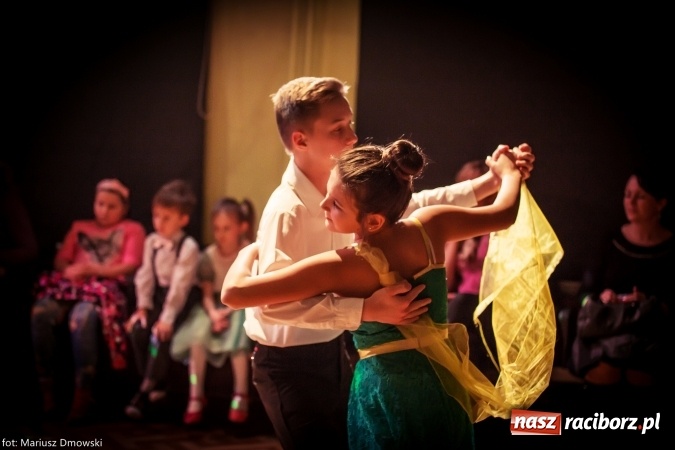 Zdjęcie w galerii na portalu naszraciborz.pl: Jesienne Tańczenie na Rozkręcenie wiadomości z regionu