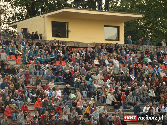 Zdjęcie w galerii na portalu naszraciborz.pl: Unitki grały, ale przegrały 1:3 wiadomości z regionu