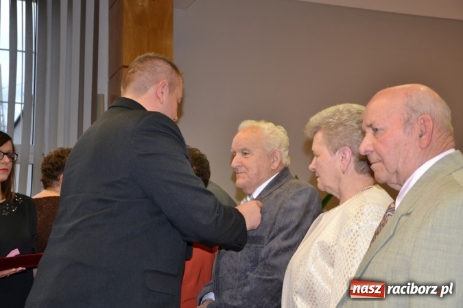 Zdjęcie w galerii na portalu naszraciborz.pl: Tyle razem dróg przebytych, czyli złote jubileusze w Krzyżanowicach wiadomości z regionu