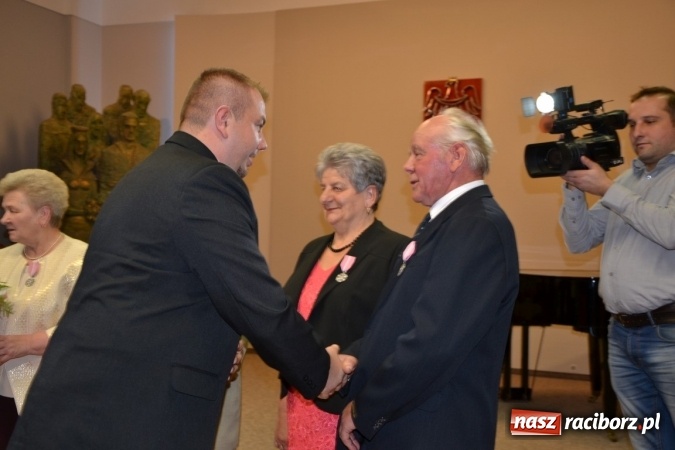 Zdjęcie w galerii na portalu naszraciborz.pl: Tyle razem dróg przebytych, czyli złote jubileusze w Krzyżanowicach wiadomości z regionu