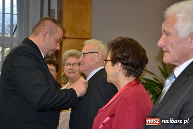 Zdjęcie w galerii na portalu naszraciborz.pl: Tyle razem dróg przebytych, czyli złote jubileusze w Krzyżanowicach wiadomości z regionu