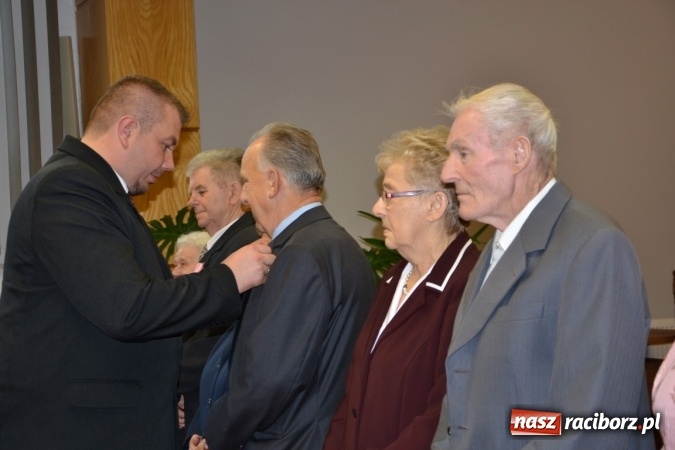 Zdjęcie w galerii na portalu naszraciborz.pl: Tyle razem dróg przebytych, czyli złote jubileusze w Krzyżanowicach wiadomości z regionu