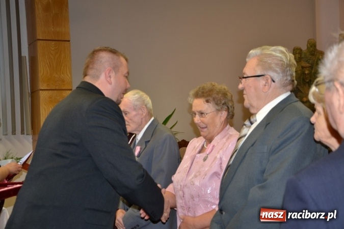 Zdjęcie w galerii na portalu naszraciborz.pl: Tyle razem dróg przebytych, czyli złote jubileusze w Krzyżanowicach wiadomości z regionu