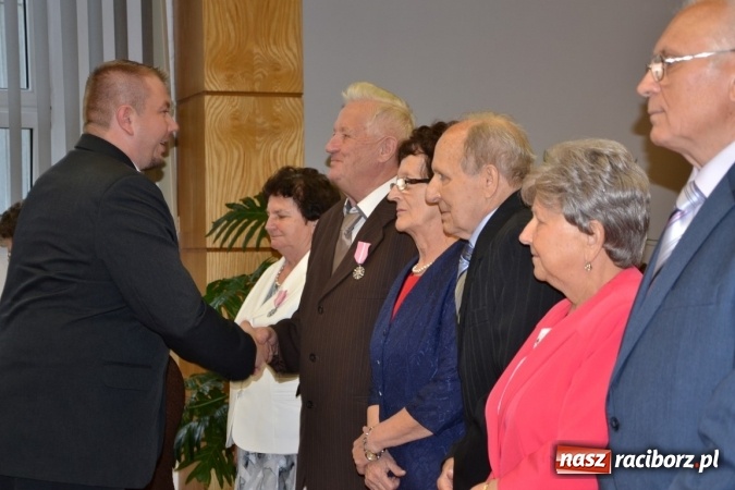 Zdjęcie w galerii na portalu naszraciborz.pl: Tyle razem dróg przebytych, czyli złote jubileusze w Krzyżanowicach wiadomości z regionu