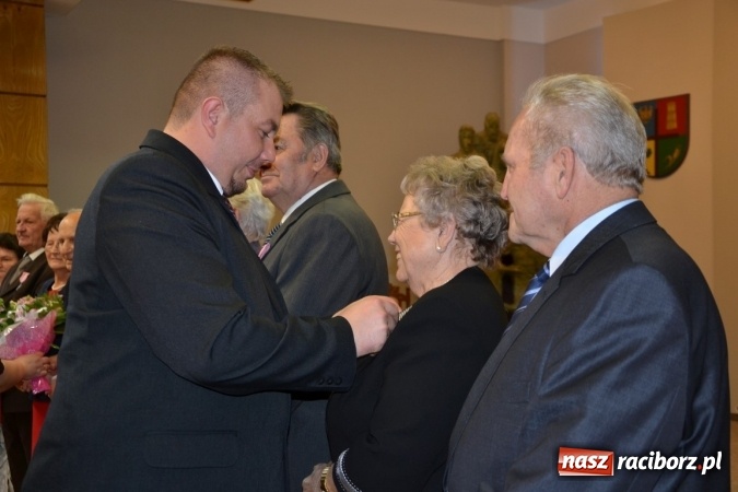 Zdjęcie w galerii na portalu naszraciborz.pl: Tyle razem dróg przebytych, czyli złote jubileusze w Krzyżanowicach wiadomości z regionu