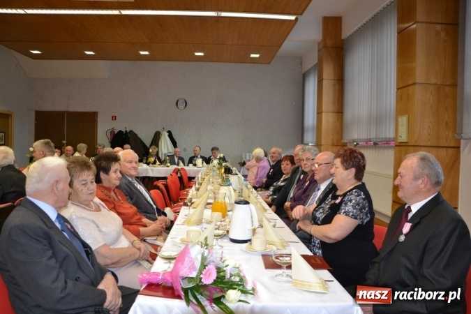 Zdjęcie w galerii na portalu naszraciborz.pl: Tyle razem dróg przebytych, czyli złote jubileusze w Krzyżanowicach wiadomości z regionu