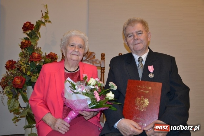 Zdjęcie w galerii na portalu naszraciborz.pl: Tyle razem dróg przebytych, czyli złote jubileusze w Krzyżanowicach wiadomości z regionu