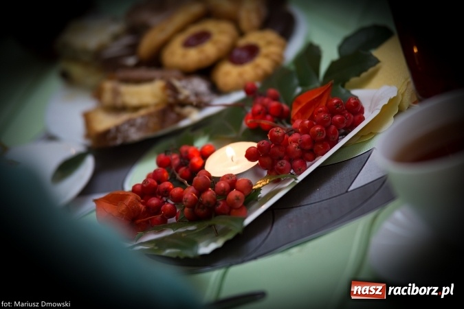 Zdjęcie w galerii na portalu naszraciborz.pl: Jesienne granie w MDK. Muzyczne podróże solistów Mirażu wiadomości z regionu