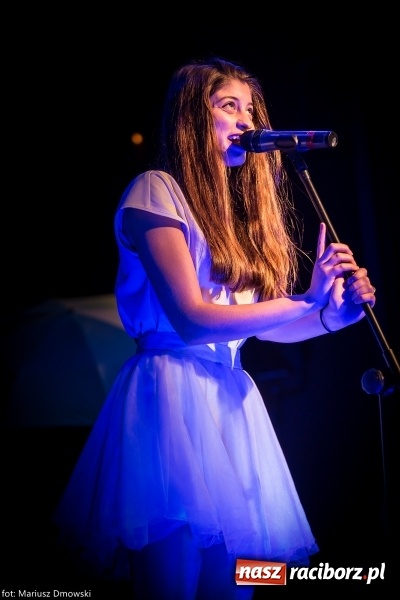 Zdjęcie w galerii na portalu naszraciborz.pl: Jesienne granie w MDK. Muzyczne podróże solistów Mirażu wiadomości z regionu