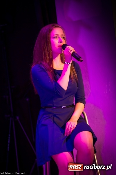 Zdjęcie w galerii na portalu naszraciborz.pl: Jesienne granie w MDK. Muzyczne podróże solistów Mirażu wiadomości z regionu