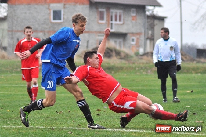 Zdjęcie w galerii na portalu naszraciborz.pl: Krzanowice wygrały ostatni mecz w tym roku wiadomości z regionu