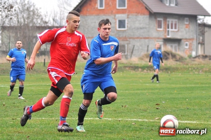 Zdjęcie w galerii na portalu naszraciborz.pl: Krzanowice wygrały ostatni mecz w tym roku wiadomości z regionu