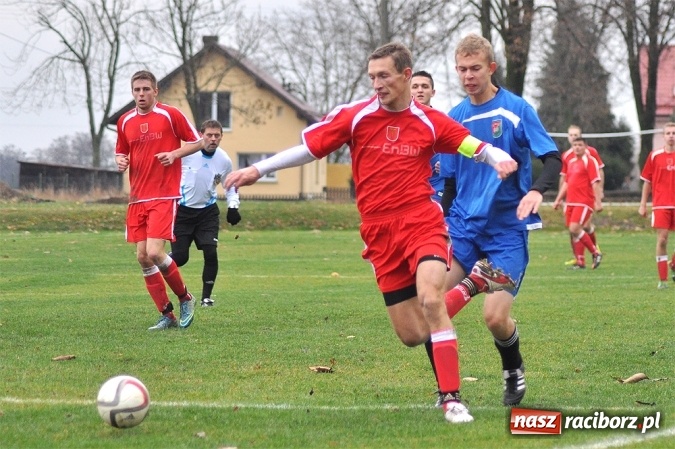 Zdjęcie w galerii na portalu naszraciborz.pl: Krzanowice wygrały ostatni mecz w tym roku wiadomości z regionu