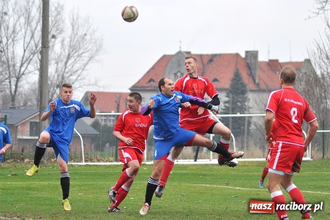 Zdjęcie w galerii na portalu naszraciborz.pl: Krzanowice wygrały ostatni mecz w tym roku wiadomości z regionu