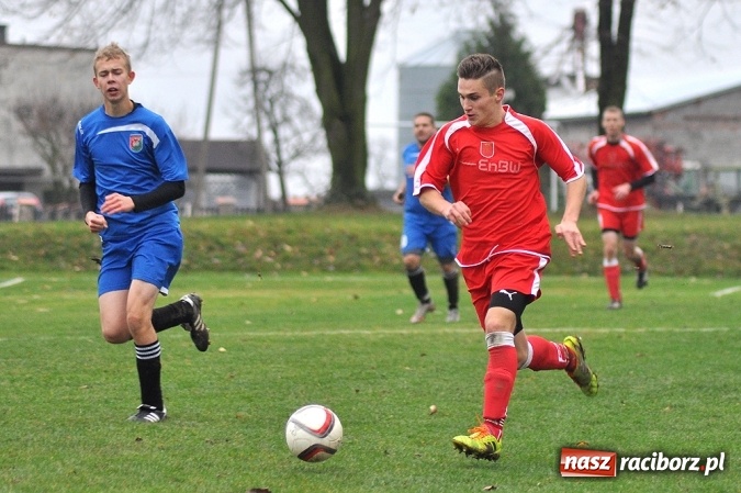 Zdjęcie w galerii na portalu naszraciborz.pl: Krzanowice wygrały ostatni mecz w tym roku wiadomości z regionu