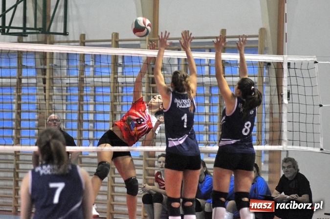 Zdjęcie w galerii na portalu naszraciborz.pl: Siatkarki UKS Krzanowice pokonały lidera wiadomości z regionu