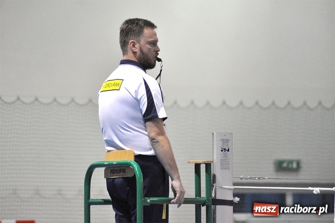 Zdjęcie w galerii na portalu naszraciborz.pl: Siatkarki UKS Krzanowice pokonały lidera wiadomości z regionu