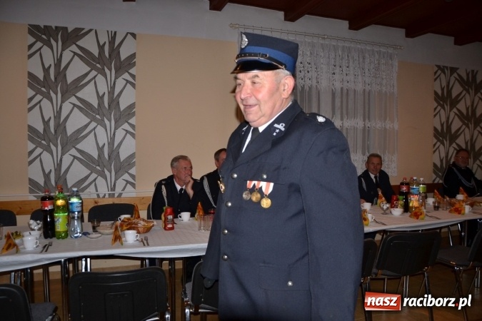 Zdjęcie w galerii na portalu naszraciborz.pl: Druhowie seniorzy spotkali się w Nowej Wiosce wiadomości z regionu