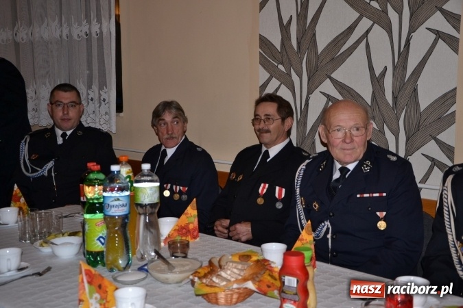 Zdjęcie w galerii na portalu naszraciborz.pl: Druhowie seniorzy spotkali się w Nowej Wiosce wiadomości z regionu