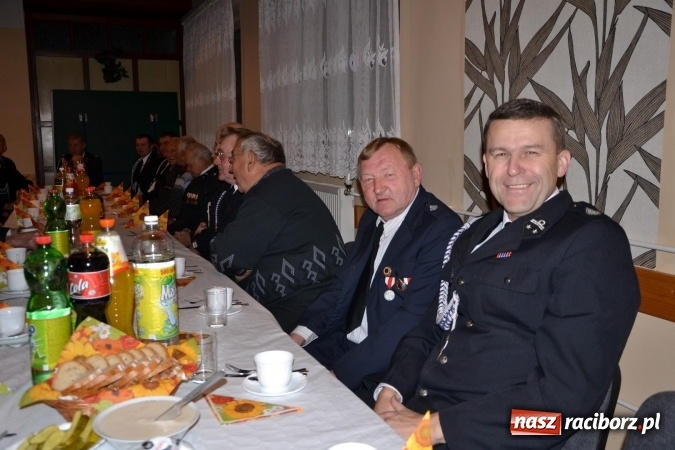 Zdjęcie w galerii na portalu naszraciborz.pl: Druhowie seniorzy spotkali się w Nowej Wiosce wiadomości z regionu