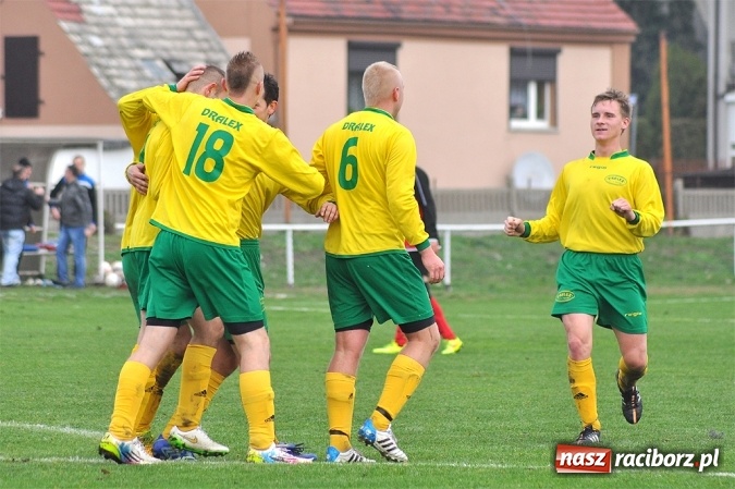 Zdjęcie w galerii na portalu naszraciborz.pl: W Studziennej strzelały tylko Chałupki wiadomości z regionu
