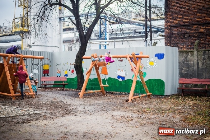 Zdjęcie w galerii na portalu naszraciborz.pl: Siedziba Stowarzyszenia Spektrum oficjalnie otwarta wiadomości z regionu