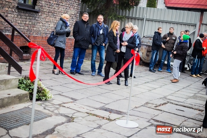 Zdjęcie w galerii na portalu naszraciborz.pl: Siedziba Stowarzyszenia Spektrum oficjalnie otwarta wiadomości z regionu