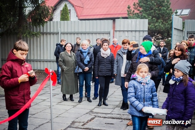 Zdjęcie w galerii na portalu naszraciborz.pl: Siedziba Stowarzyszenia Spektrum oficjalnie otwarta wiadomości z regionu