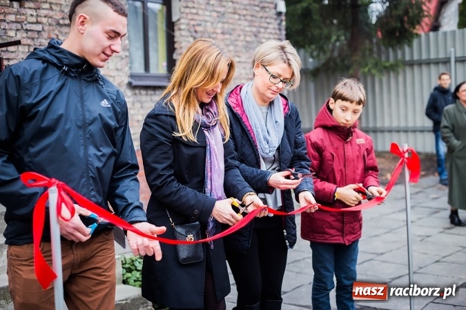 Zdjęcie w galerii na portalu naszraciborz.pl: Siedziba Stowarzyszenia Spektrum oficjalnie otwarta wiadomości z regionu