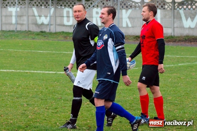 Zdjęcie w galerii na portalu naszraciborz.pl: Musioł strzelić musioł. Tworków wygrał po trudach wiadomości z regionu