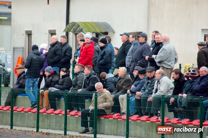 Zdjęcie w galerii na portalu naszraciborz.pl: Musioł strzelić musioł. Tworków wygrał po trudach wiadomości z regionu